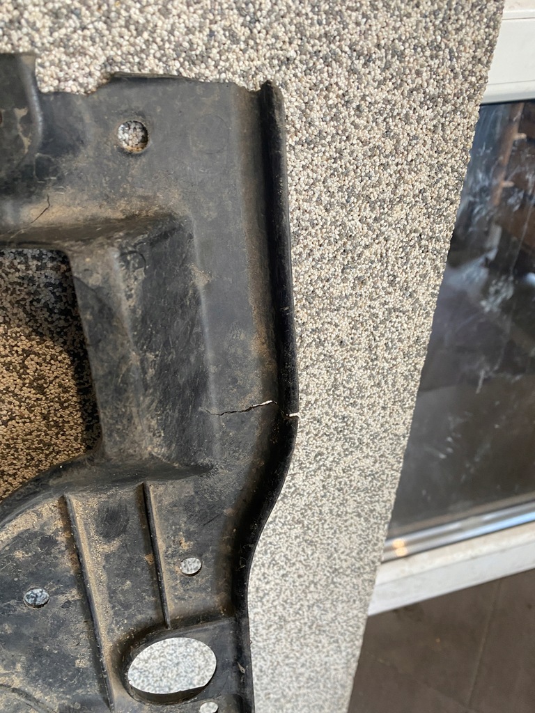 фото №4, Захист pod коробка передач передач lexus is 220d 2.2d -wys