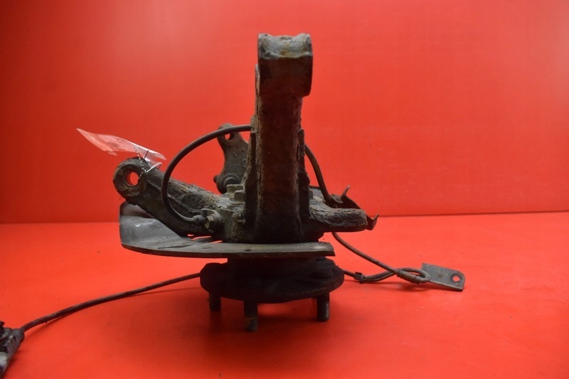 фото №4, Поворотний кулак права перед toyota auris i 1.4 vvti 08r