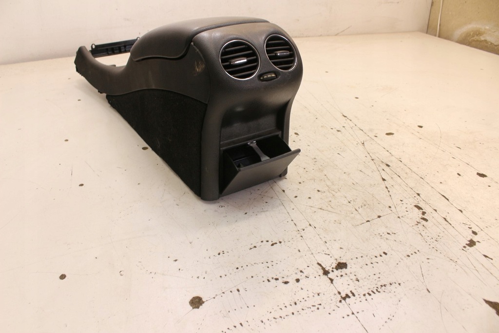 фото №10, Підлокітник тунель середній mercedes clk w209 lift