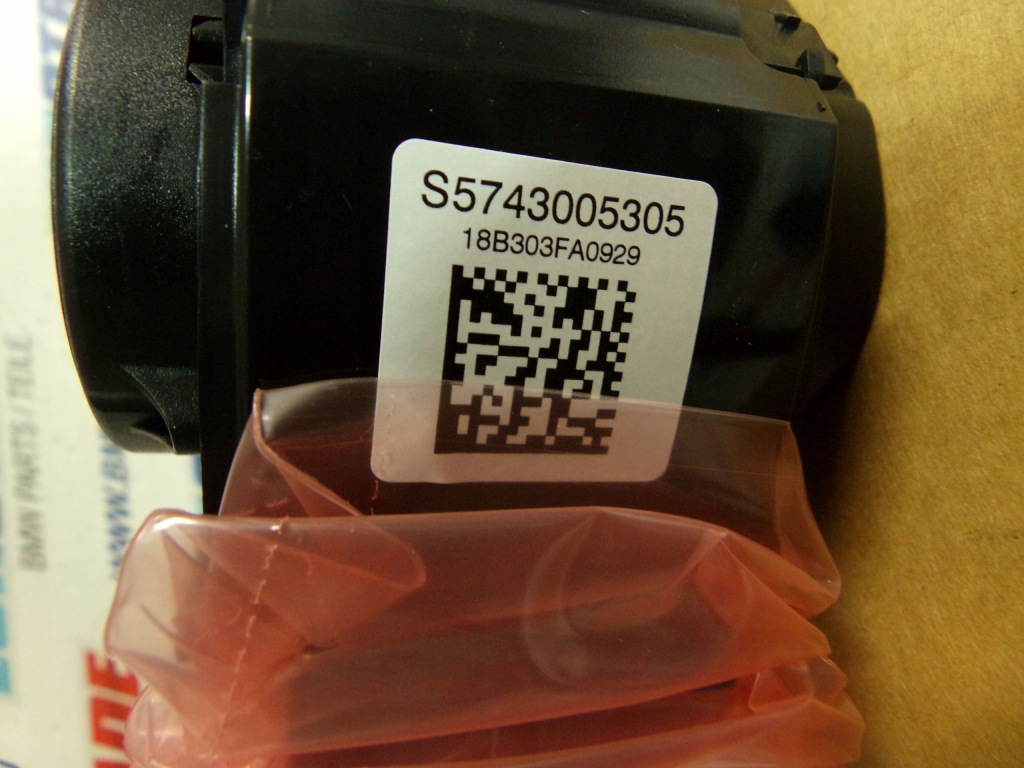 фото №7, Bmw 5 g30 m5 f90 pas безопасности задний средний 7430053 новый