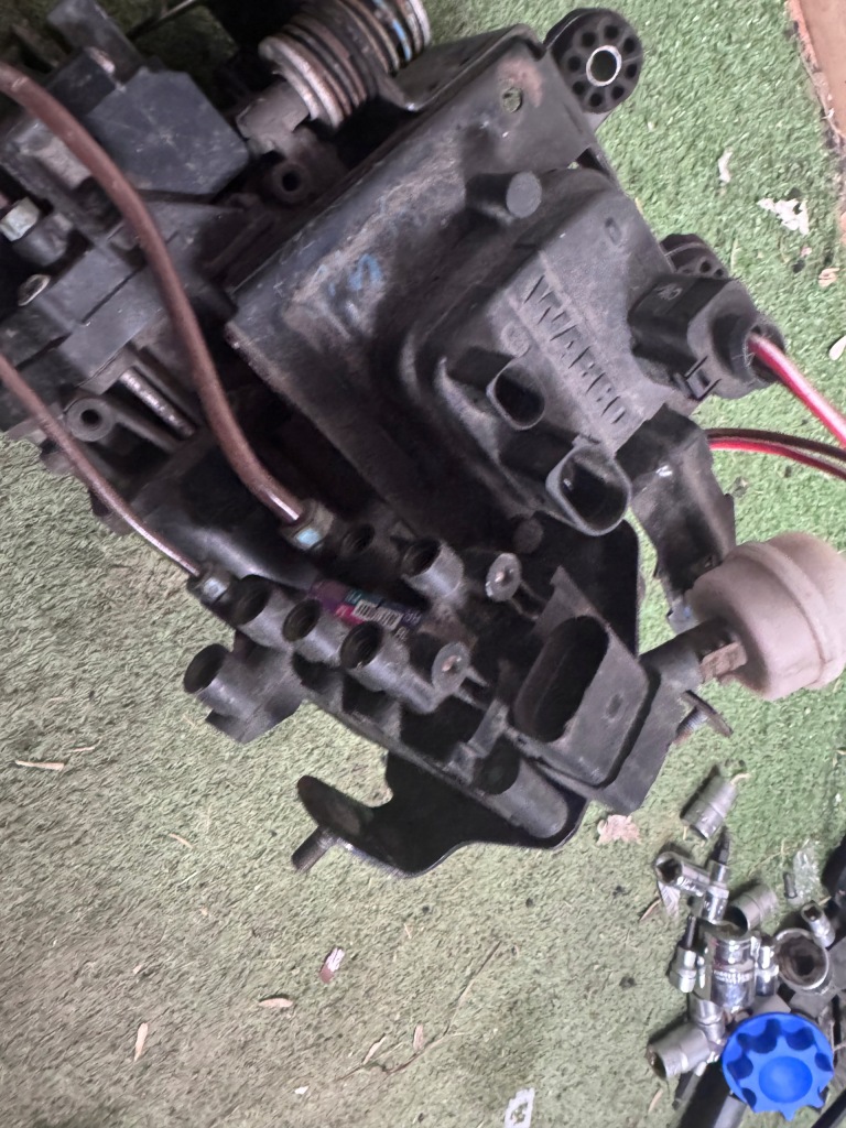 Компрессор подвеска audi q7 4m 4m0 4m0616005g Цена