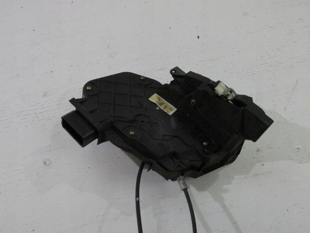 фото №2, Замок двері правий задня mazda 3 2003-2009