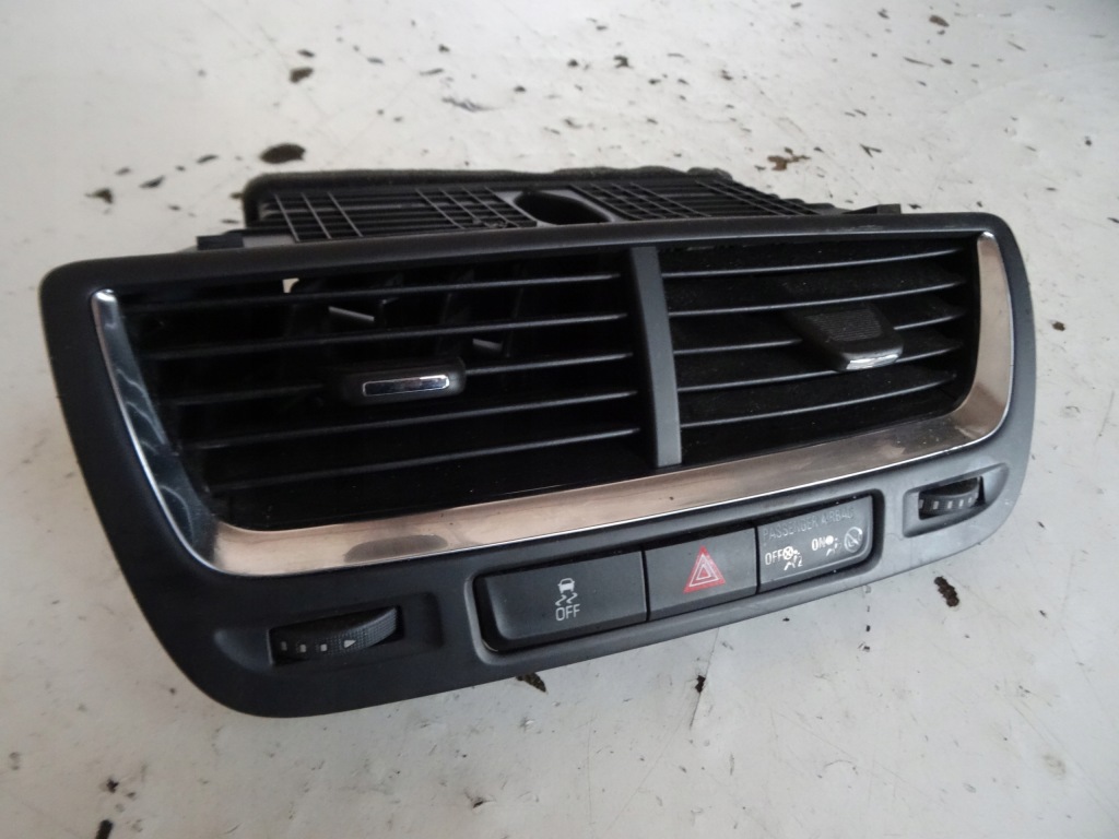 Купить Решётка обдув середина opel mokka