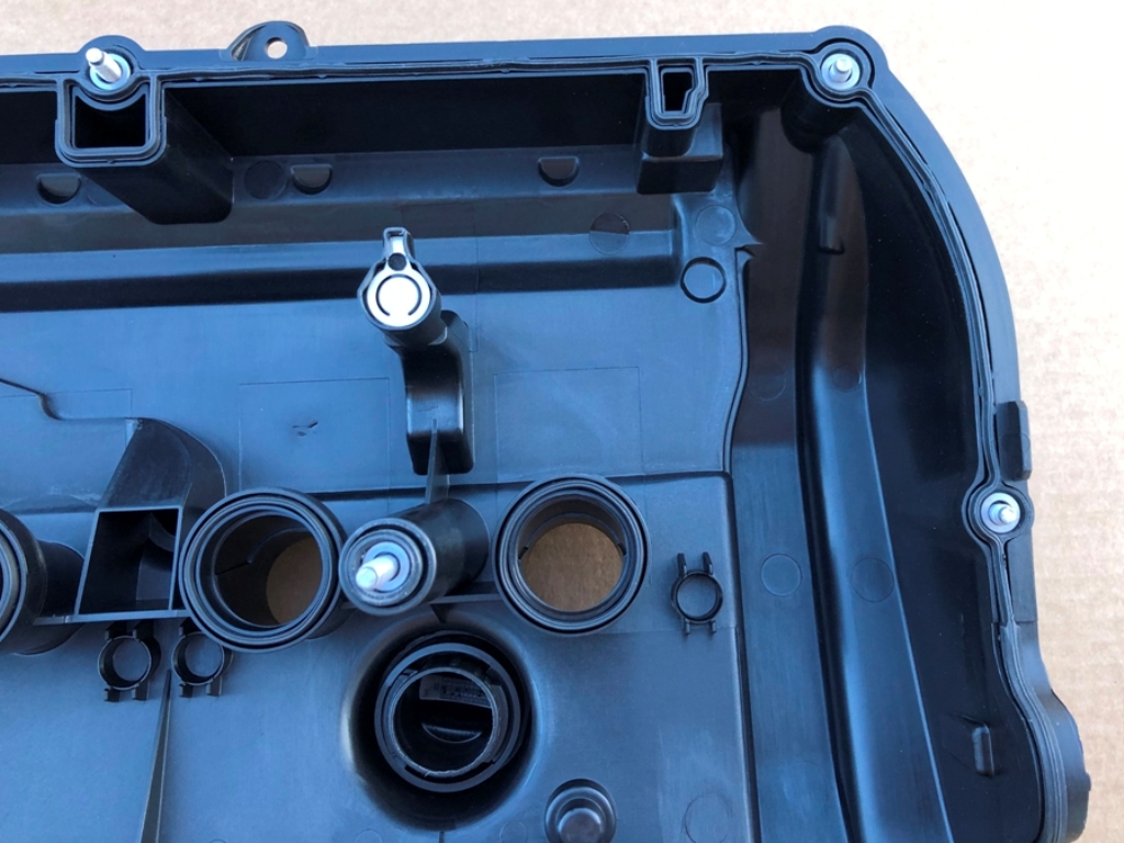 фото №10, Кришка головки клапанів 11127646553 do bmw serii 1 f20 f21 3 f30 f80 f31