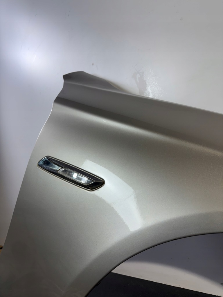 Крыло  передний перед правый  bmw 5 f10 f11 хороший a72 a72/7 Киев