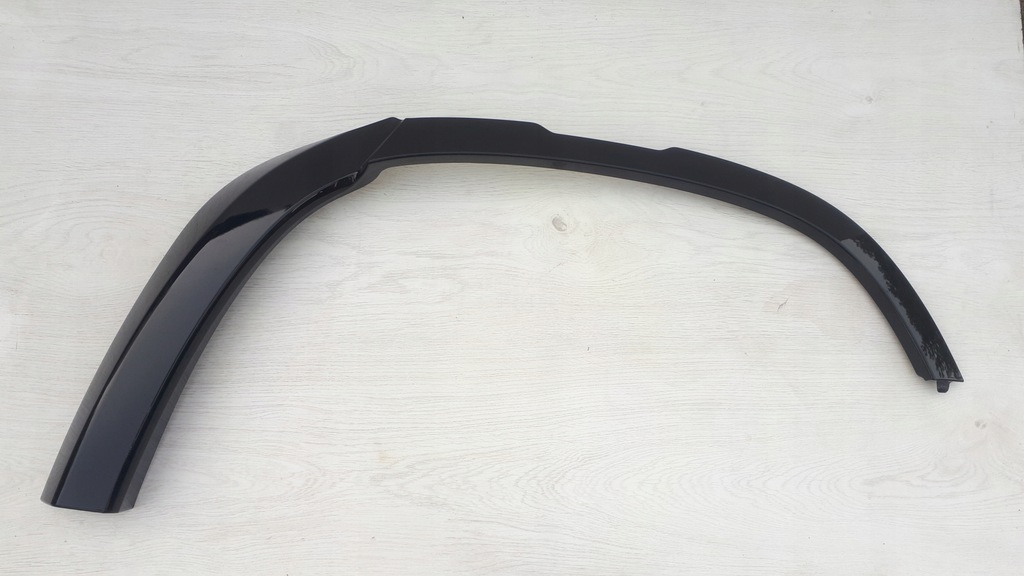 фото №1, Land rover 663 defender молдинг задняя крыла левая