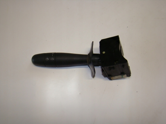 фото №1, Переключатель дворник 8200375336 logan i