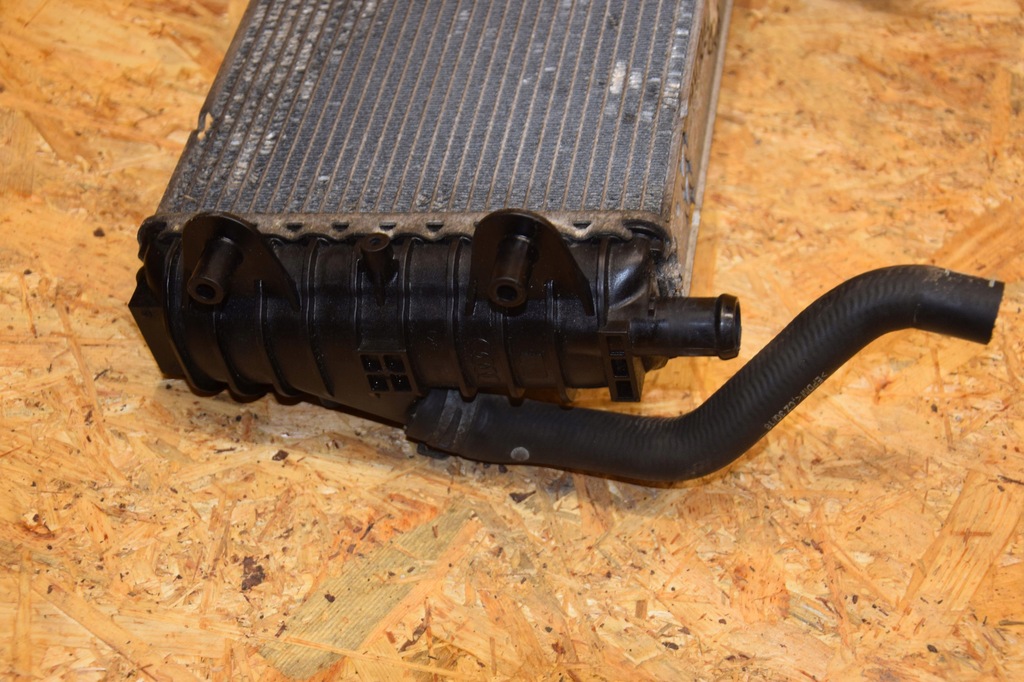 фото №8, Радиатор wody левая 4s0121212a правая 4s0121212b audi r8 4s ii оригинал 16-