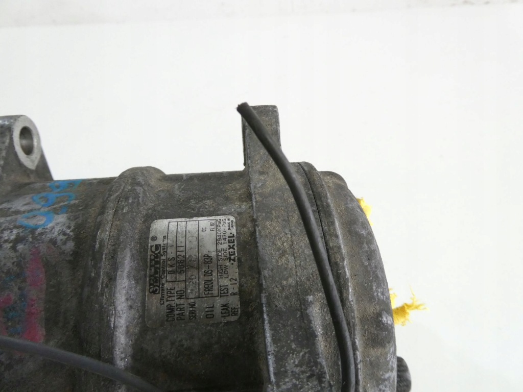 Купити Компресор кондиціонера bmw e23 735i 506211-0992