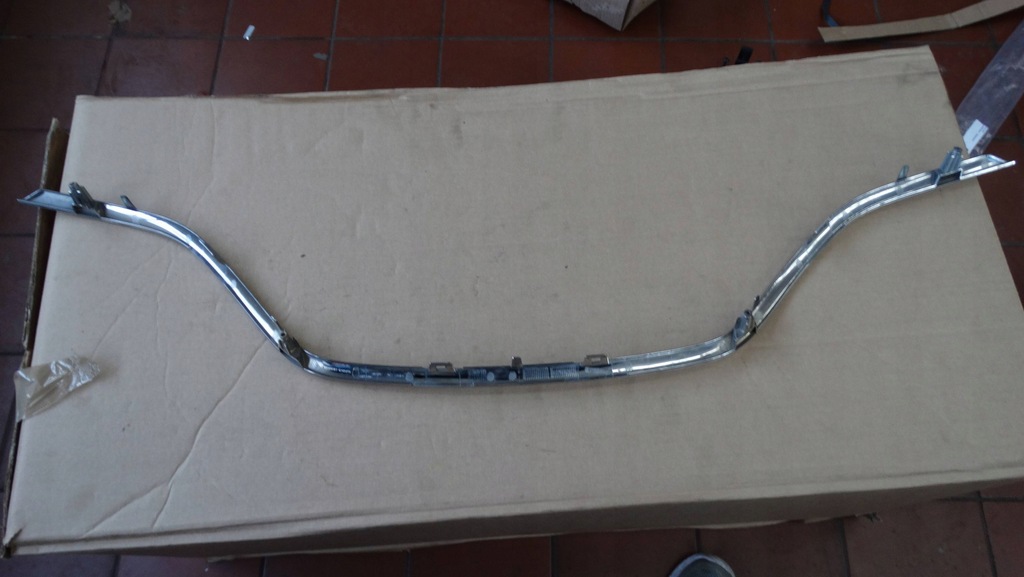 фото №7, Молдинг хром решётка решетка 623851211r renault megane iv