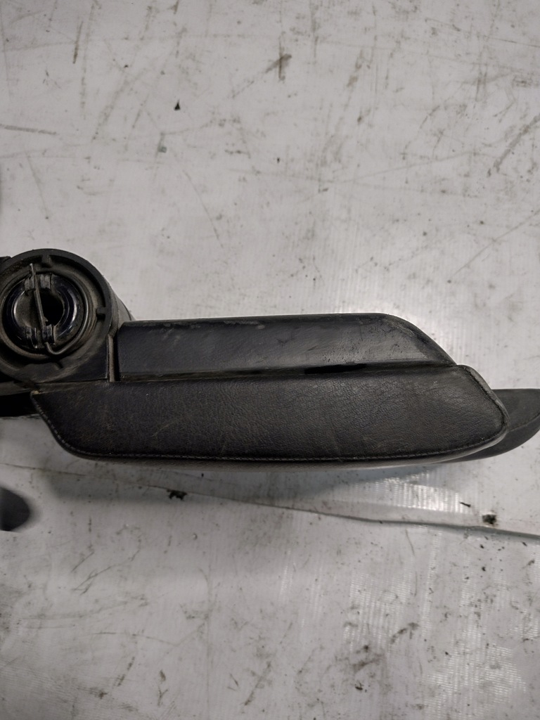 фото №14, Подлокотник bmw e46 8213678