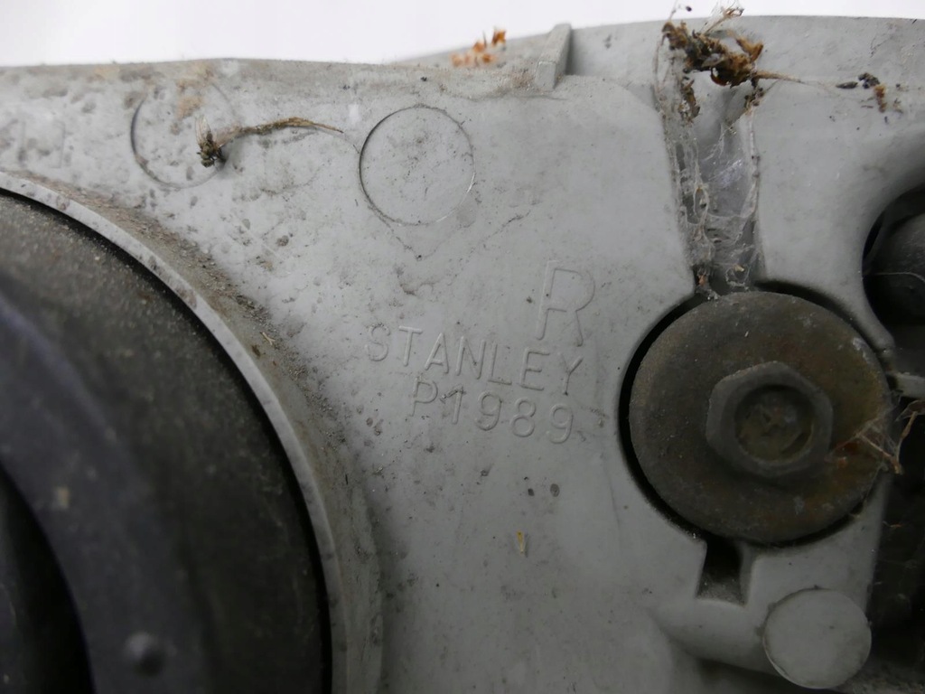 фото №8, Mazda premacy lift лампа правий перед права