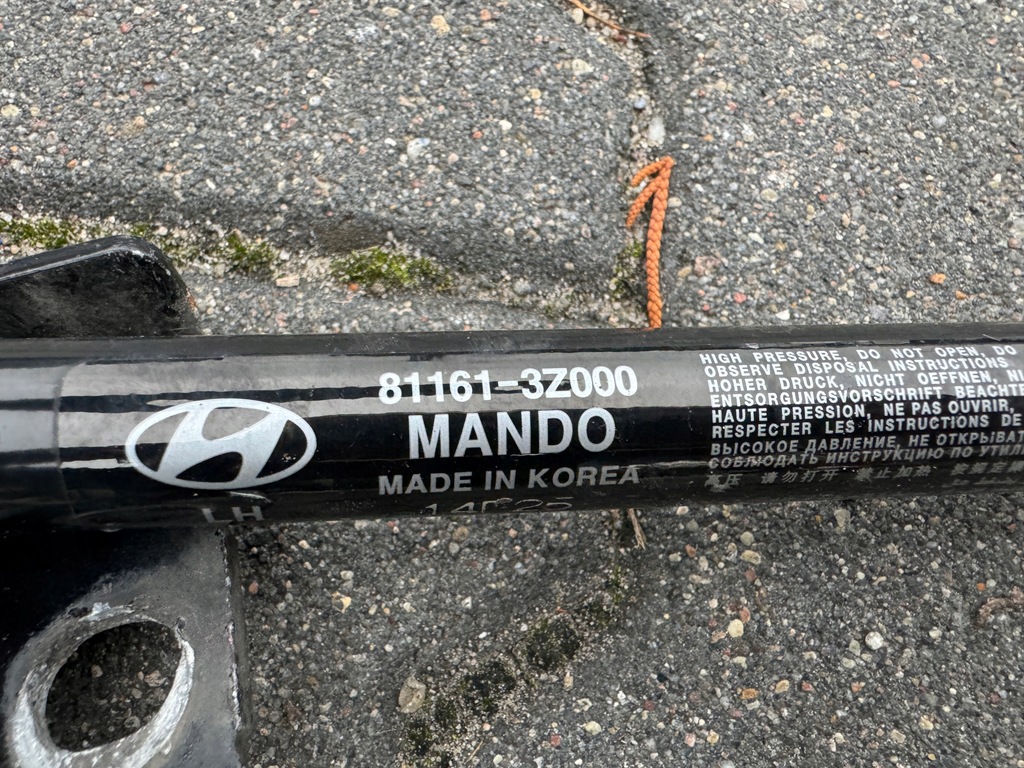 фото №7, Петли капот левый правый hyundai i40 + привод 81171-3z000 81161-3z000