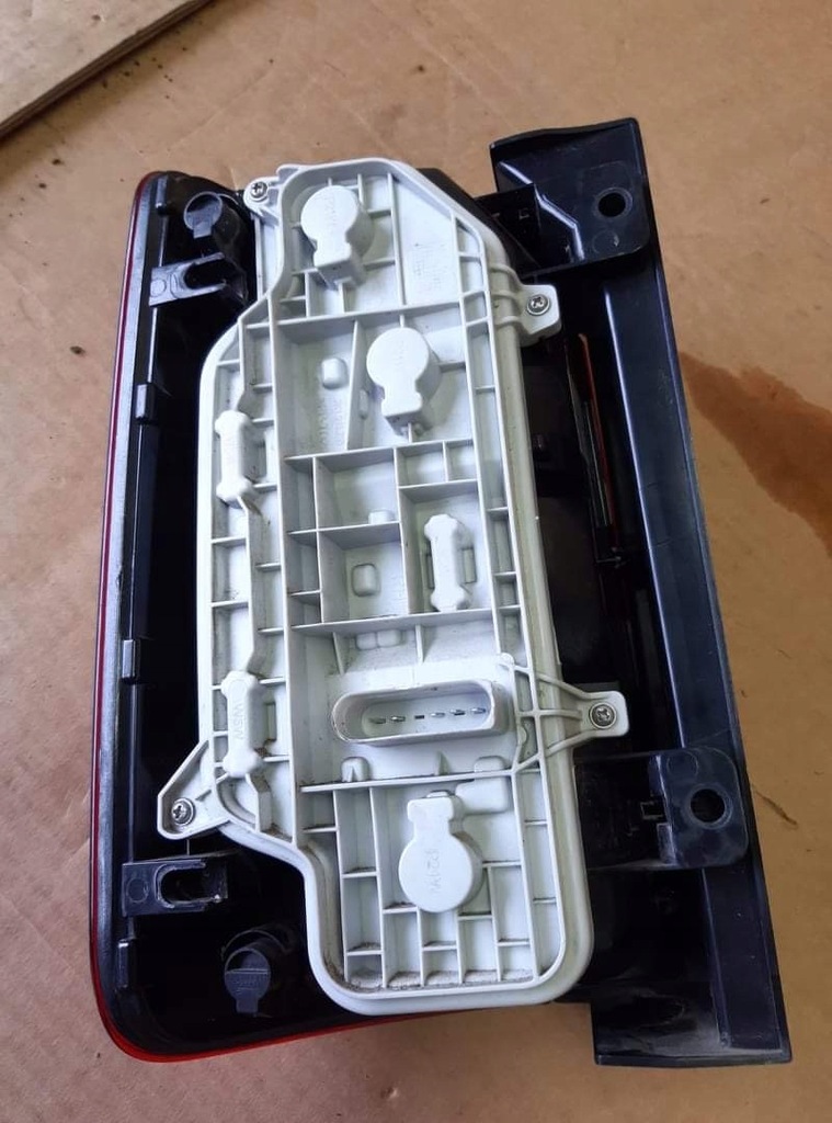 фото №6, Vw caddy iv лампа задняя задняя правая