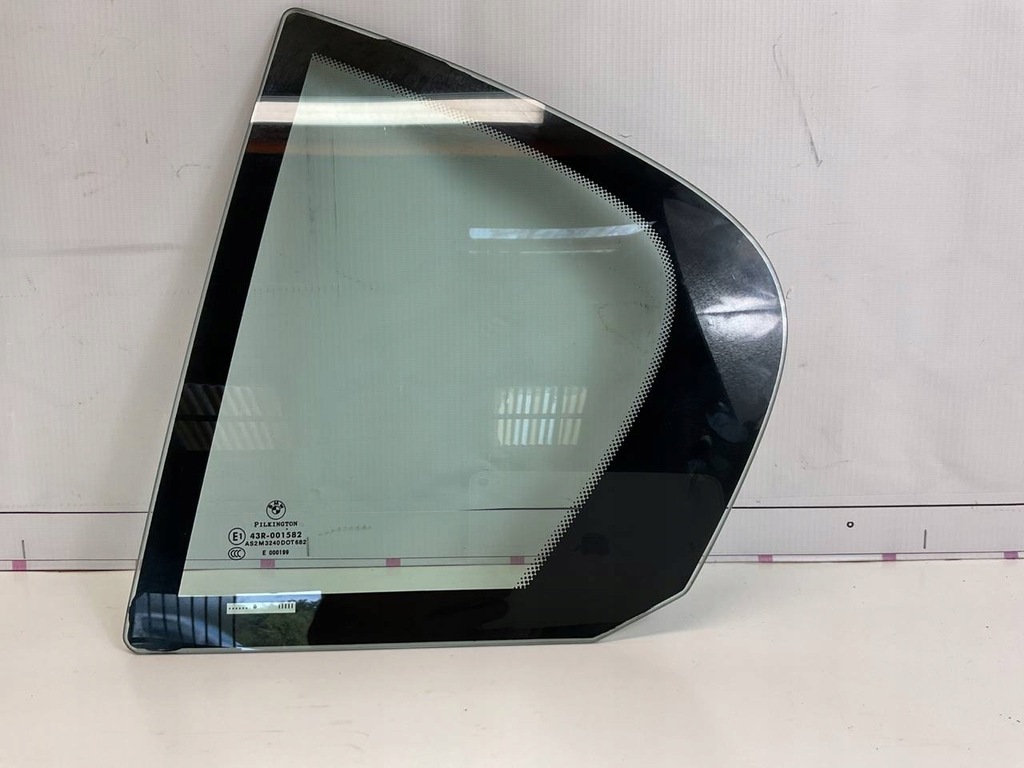 фото №1, Скло бічна лівий задня bmw e90