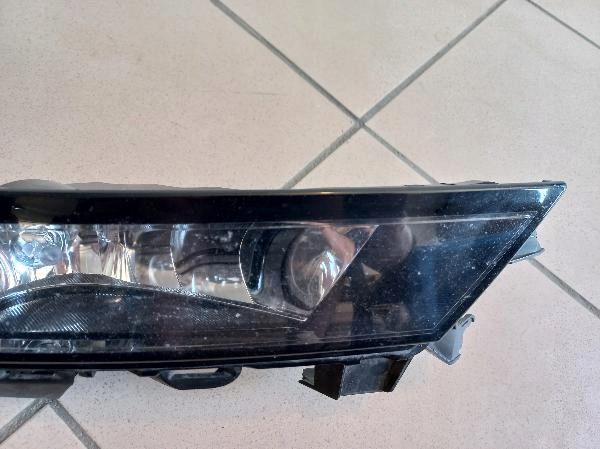 фото №4, Фара противотуманный skoda оригинальный номер 5ja 941 700 d