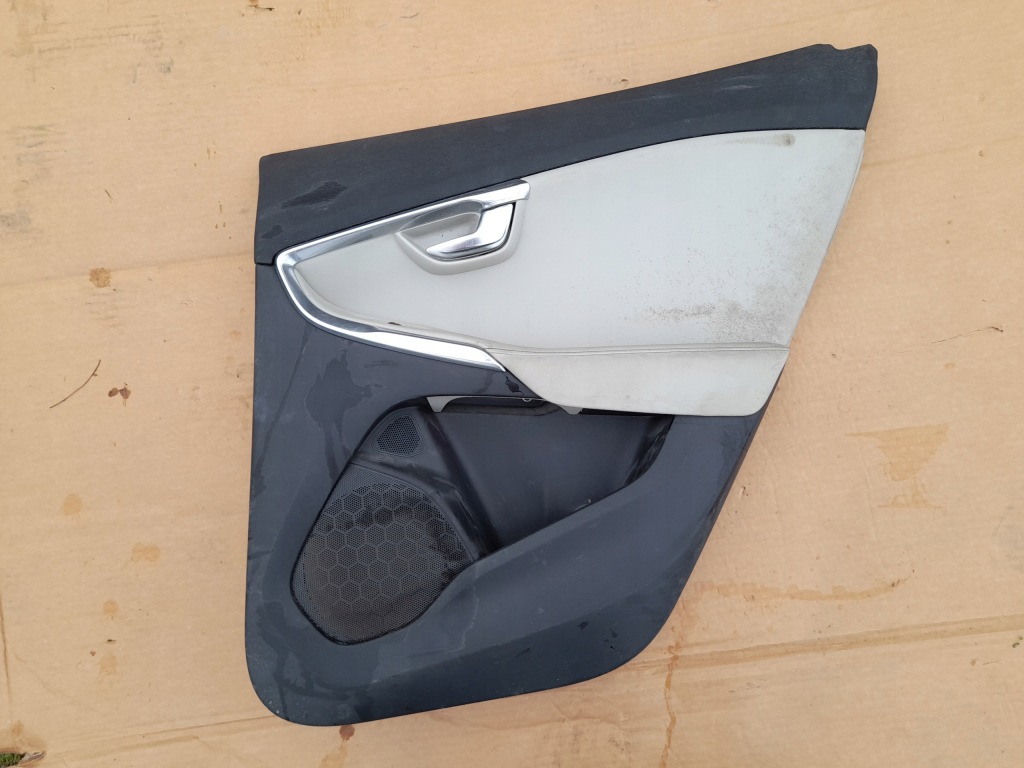 фото №1, Обивка дверь правый задняя volvo v40