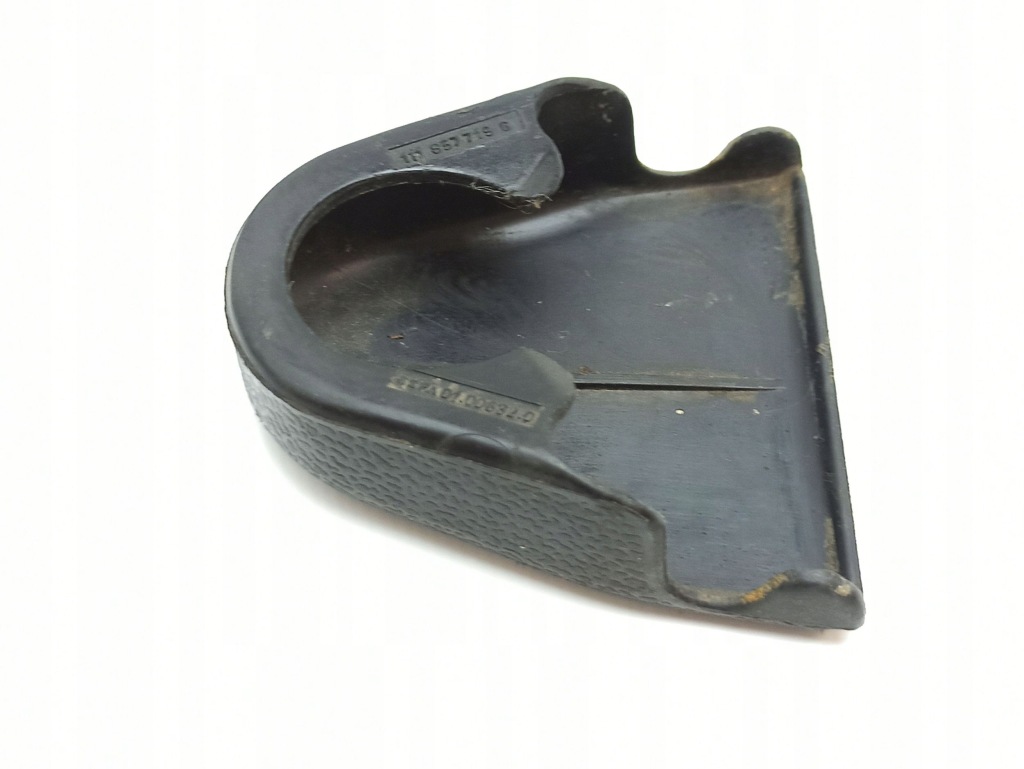 Накладка поперечина безпеки mercedes-benz compakt w115 1118577196 Зі Шроту