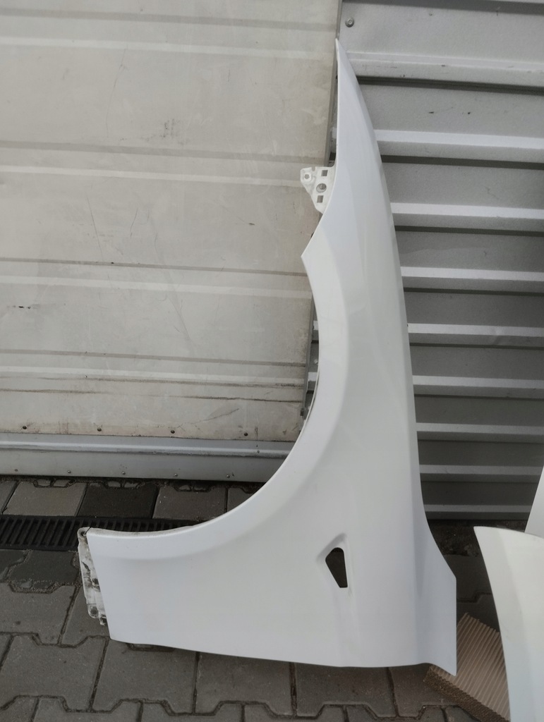 фото №7, Tesla s перед капот лампа крила