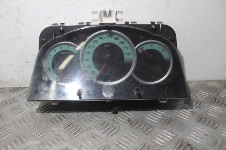 фото №1, Приборы toyota corolla verso e120