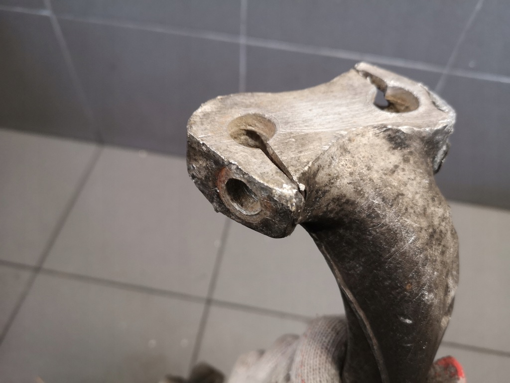 фото №14, Поворотний кулак правий перед audi a4 a5 a6 8k0407258