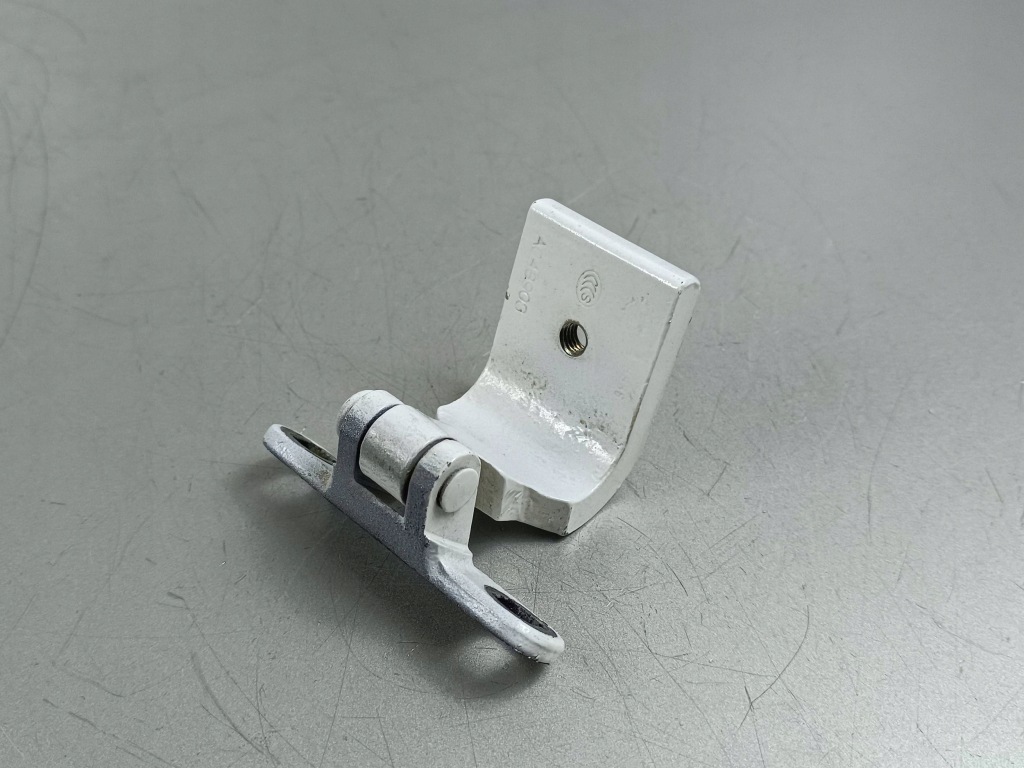 Купить 2021 alfa romeo stelvio петли крышки багажника