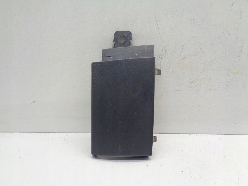 фото №7, Mercedes sprinter 907 910 заглушка фаркоп задняя