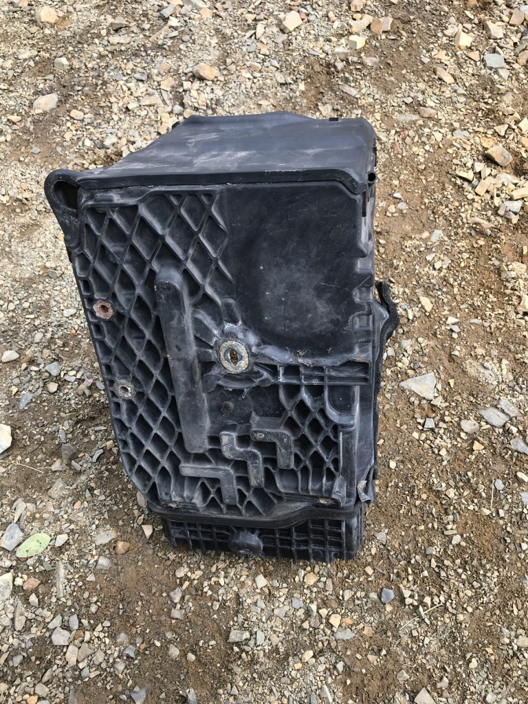 фото №3, Корпус аккумулятор volvo s80