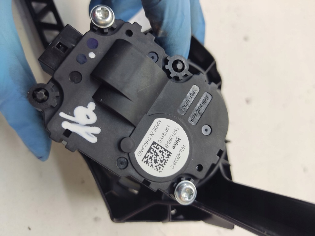 Bmw 3 g20 g21 2022 моторчик крышка обдув t901288b с Разборки