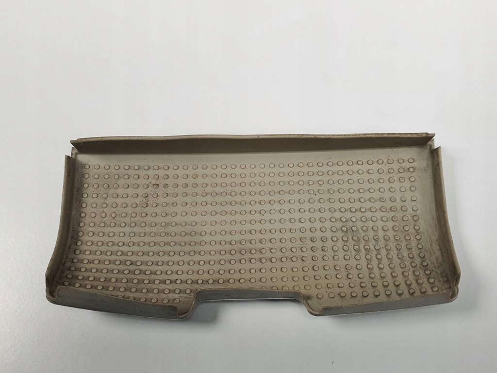 Купить Резиновый элемент вкладыш бардачка vw golf v