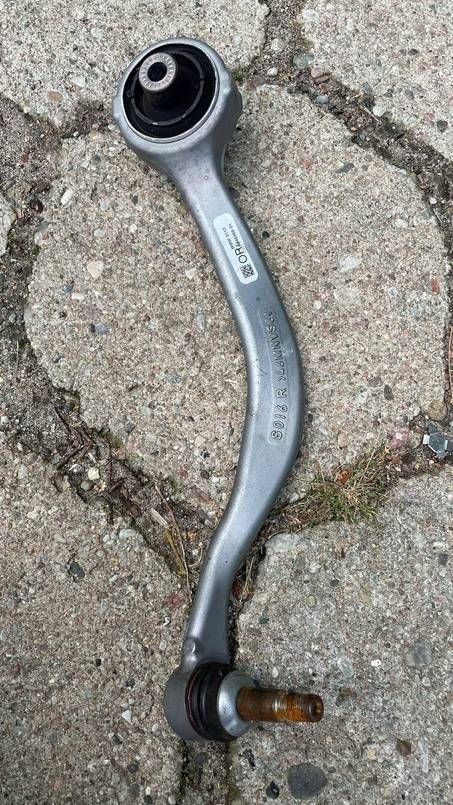 фото №1, Важіль перед правий bmw xm g09