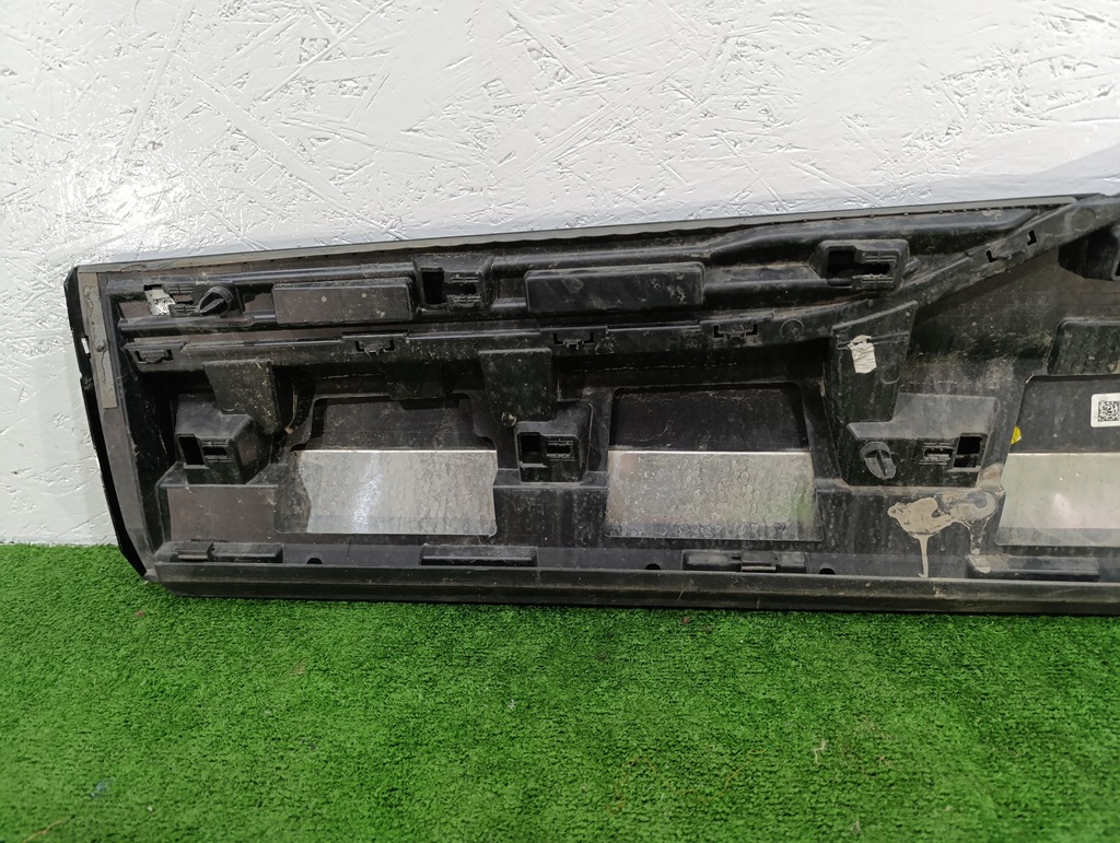 фото №10, Audi e-tron e tron 4ke молдинг дверь правый задняя задняя сторона правая om