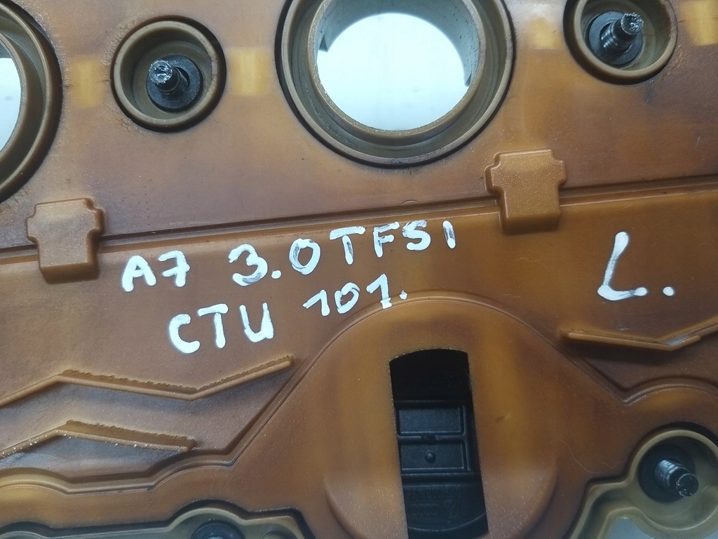 фото №9, Крышка клапанов левая 3.0 tfsi a7 4g s4 b8 q7 c7 s5 ctu cak cgx 06e103471p