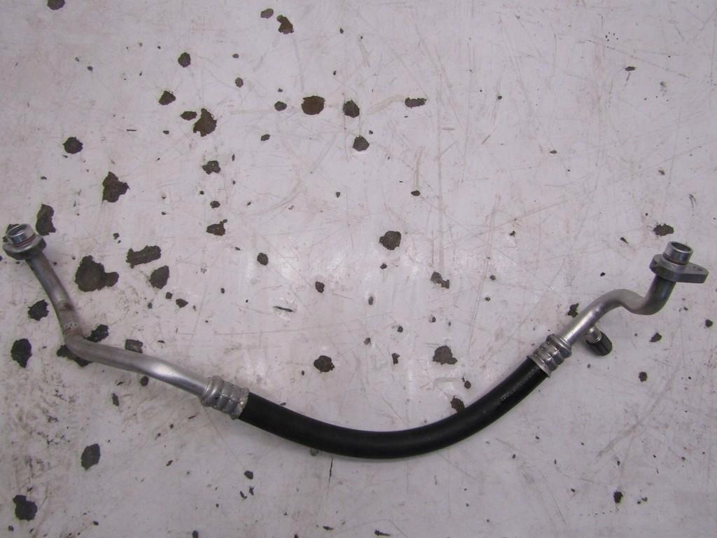 фото №1, Пабтрубок  шланг трубка кондиционера 0.9 ig-t nissan micra k14 924805fn0a