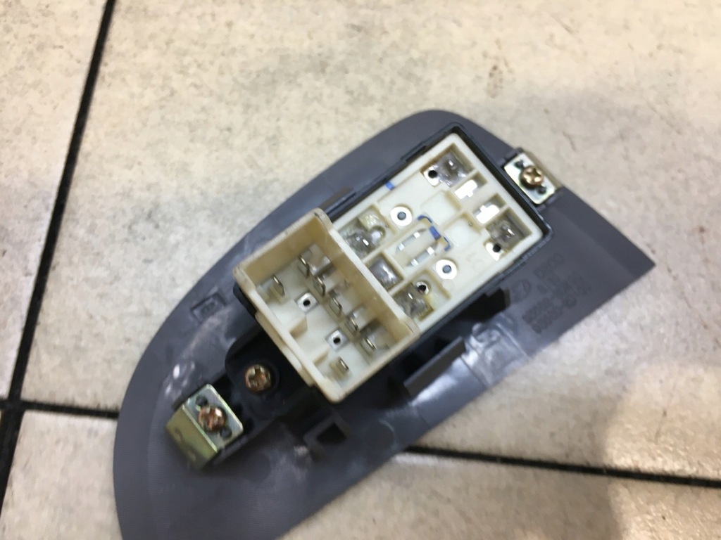 фото №9, Панель стекло задняя комплект elantra iii 93582-2d000