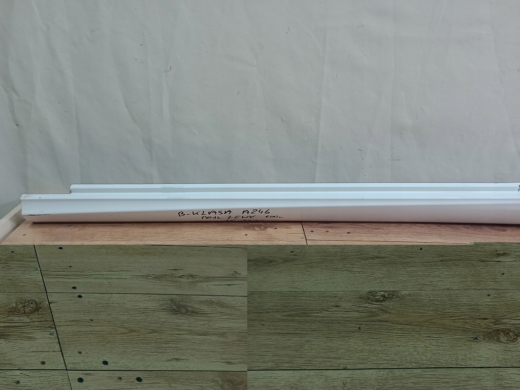 фото №4, Mercedes b-klasa a246 молдинг поріг поріг лівий