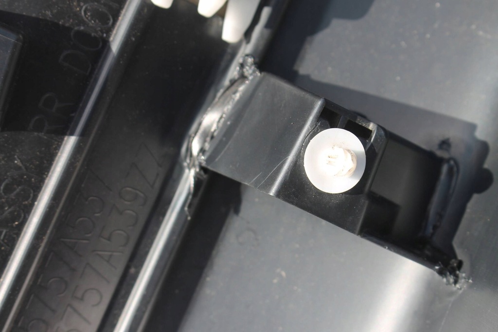 фото №15, Молдинг дверь левый задняя левая задняя mitsubishi eclipse cross 17-20