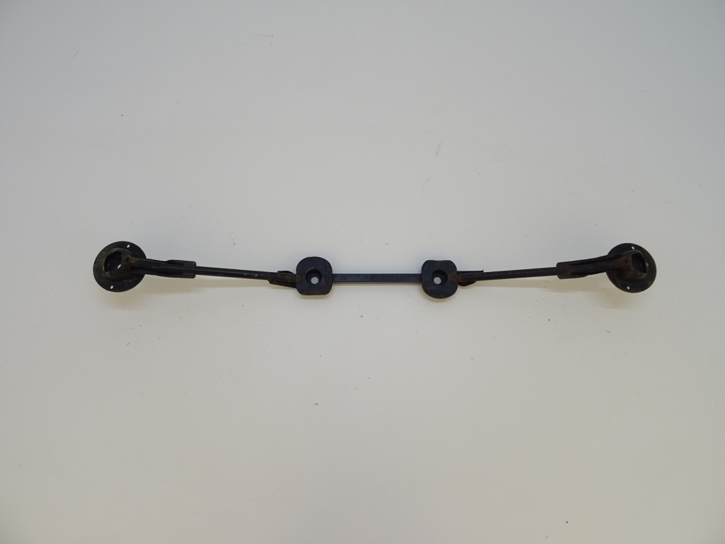 фото №1, Nissan 350z распорка задняя задняя кронштейн подрамник балка подвеска