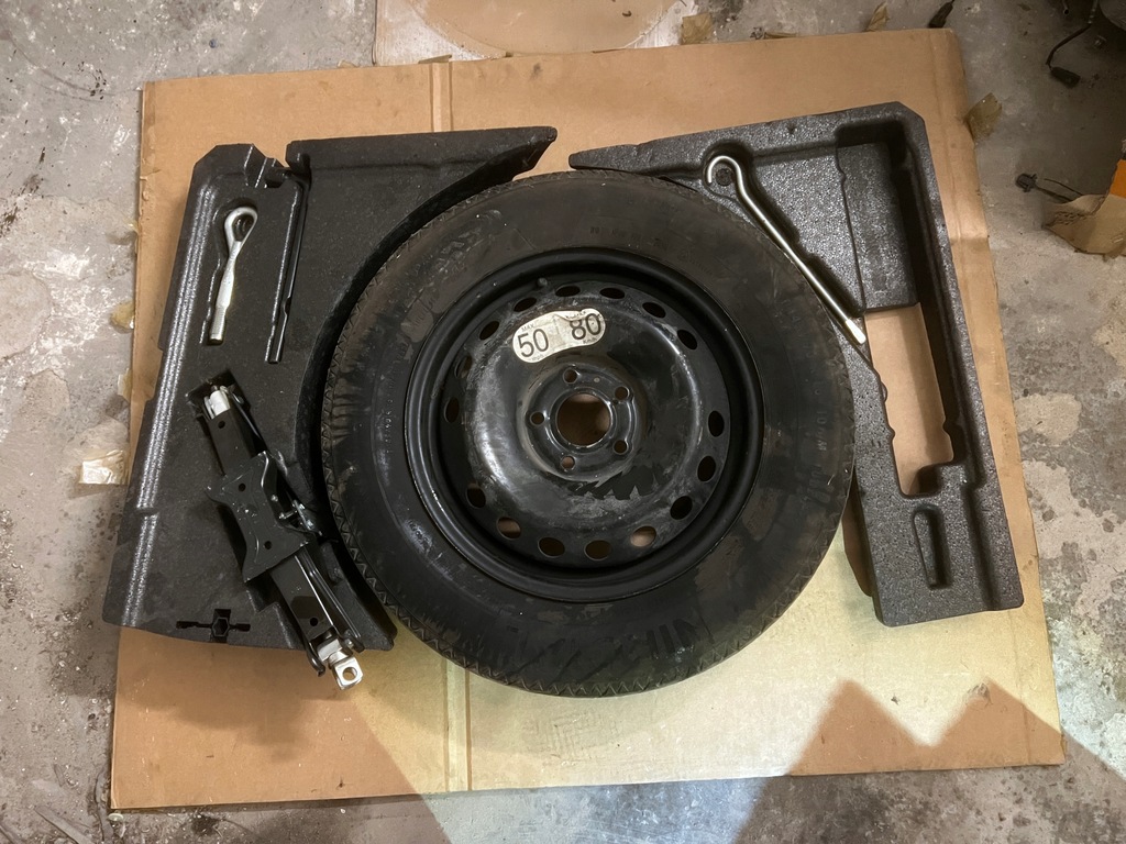 фото №1, Пінополістирол вкладиш багажника набір колесо докатка renault kadjar