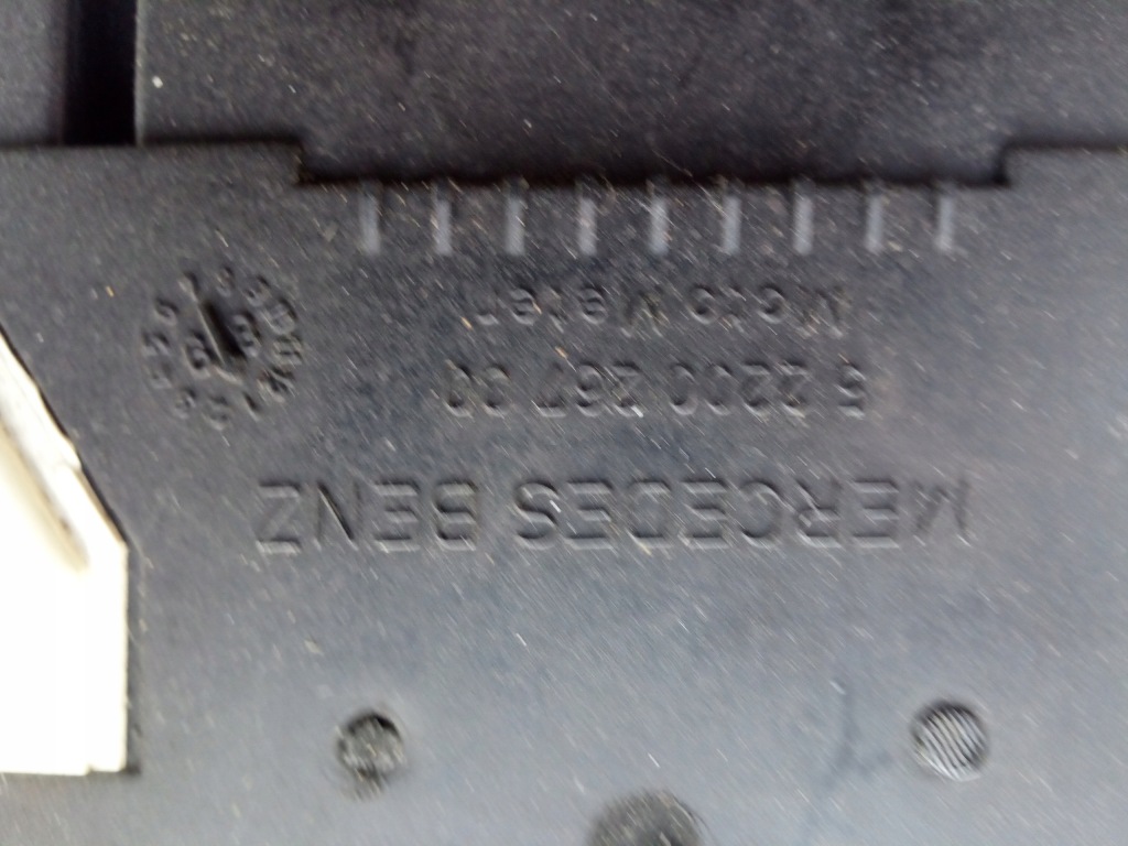 Набір індикаторів mercedes w 124 nr 124 542 68 06 в Україні