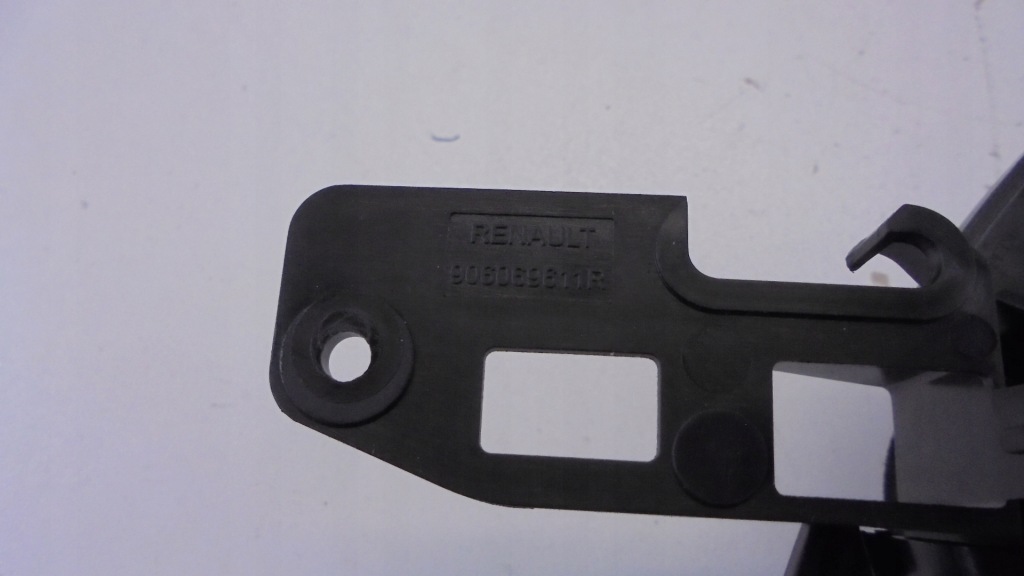 фото №4, Dacia duster i замок багажника