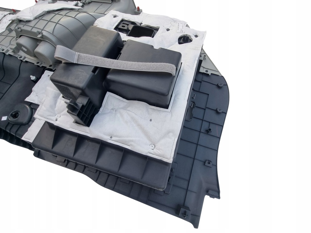 фото №12, Toyota sienna xl40 2.5 hybrid braunability обшивка багажника лівий задня 21-