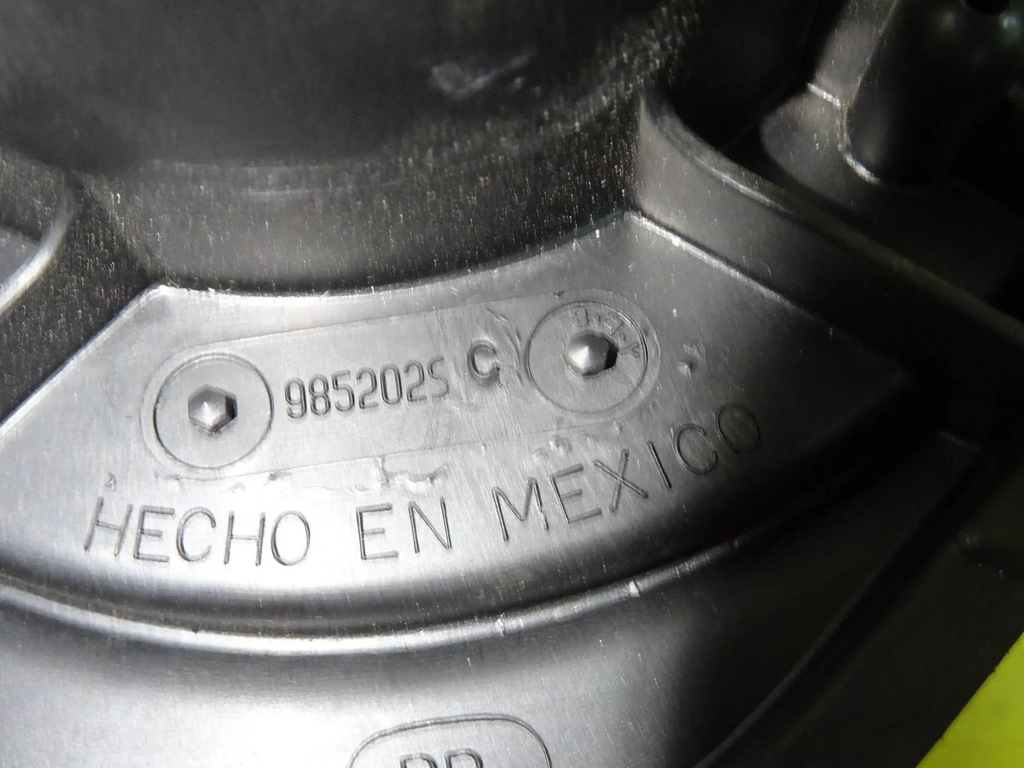 фото №8, Воздуходувка вентилятор chrysler pt cruiser 9852025 / 985201q nr208