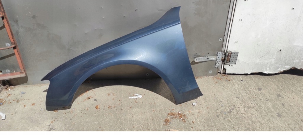 Купить Крыло  левое  перед audi a4 b8 рестайлинг  lz7h легкий defekt nr 200c