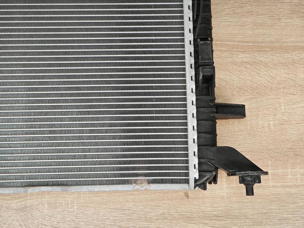 Оригинальная радиатор воды audi a6 c7 a4 b8 a5 8t 2.0 tdi 8k0121251l 38km с Разборки