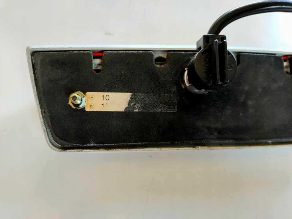 Свет стоп-сигнал на крышка mercedes 107 sl белый в Украине