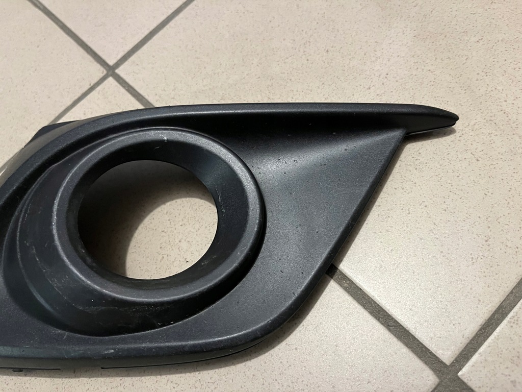 фото №7, Решітка бампера права перед mazda iii 3 bm 13-