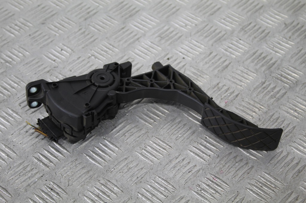 фото №1, Педаль газа skoda roomster lift 5j7 6q1721503m