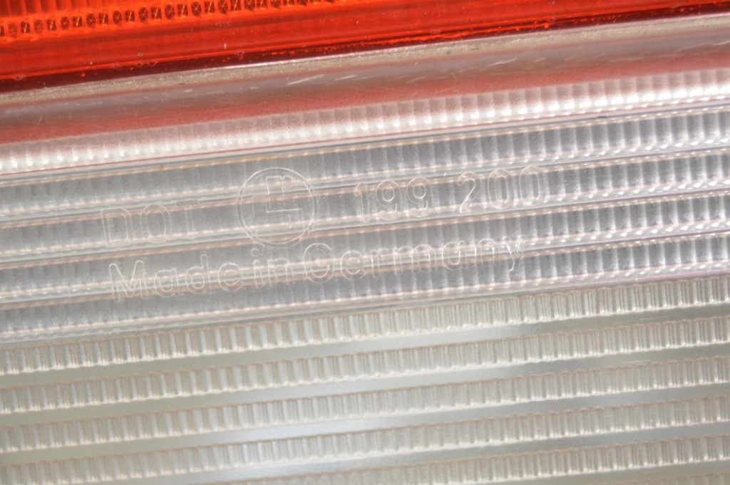 Лампа правая задний  po рестайлинг  mercedes w140 s klasa 1408205464 Киев