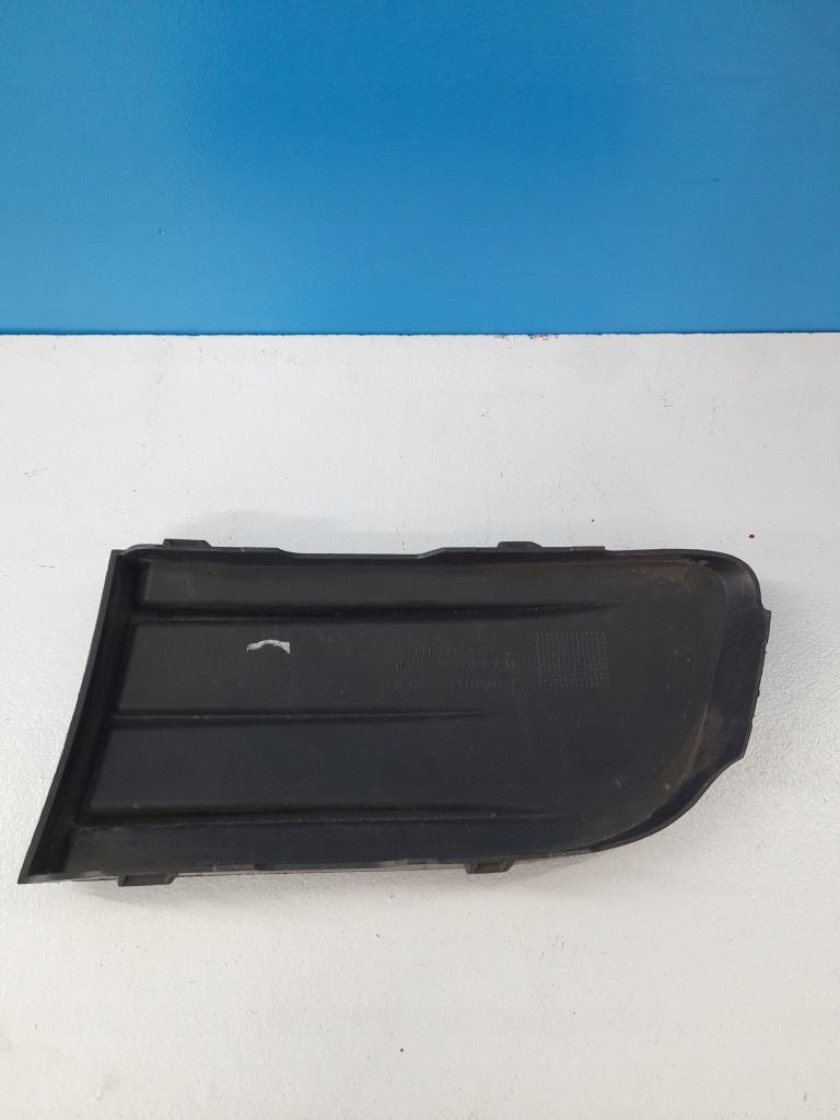 фото №2, Решётки бампера правая левая octavia ii 1z0807367